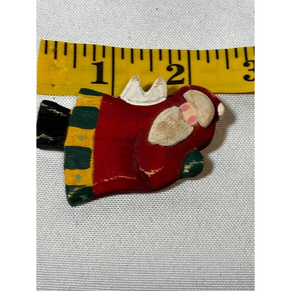 Christmas Angel Santa Hand Crafted & Painted Vintage Wood Brooch Pin Folk Art - Picture 2 of 4
